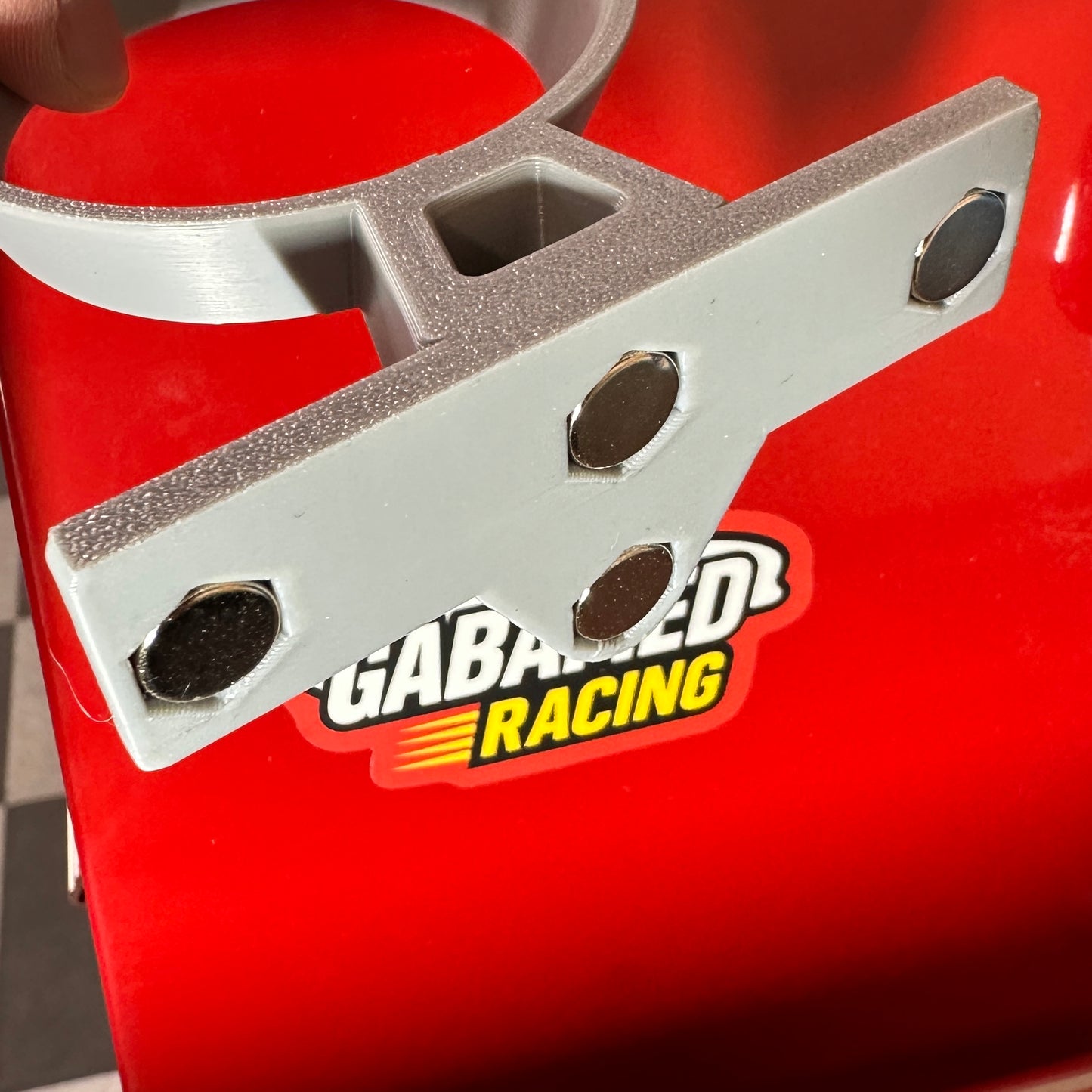 Magnetic Funnel Mount for Threaded Oil Funnels
