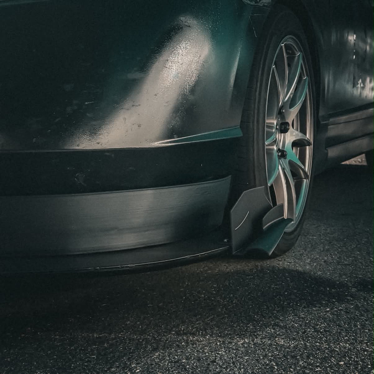 Front Splitter Endplates – Universal Aero for Track & Motorsport Use
