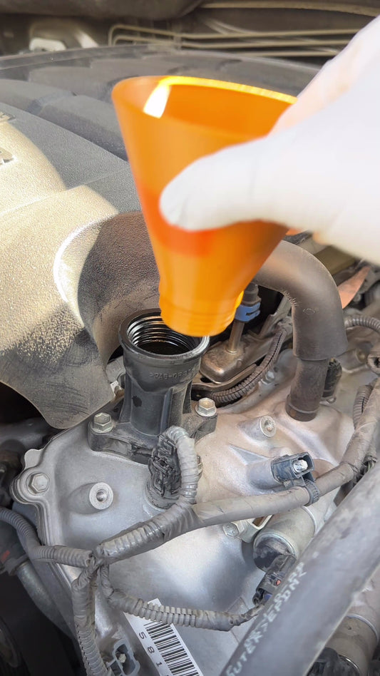 Threaded Engine Oil Funnel – Honda, Mazda, Nissan, Toyota